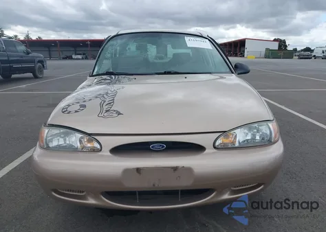 1998 Ford Escort Se z USA, uszkodzony, nr VIN 1FALP13P1WW112910